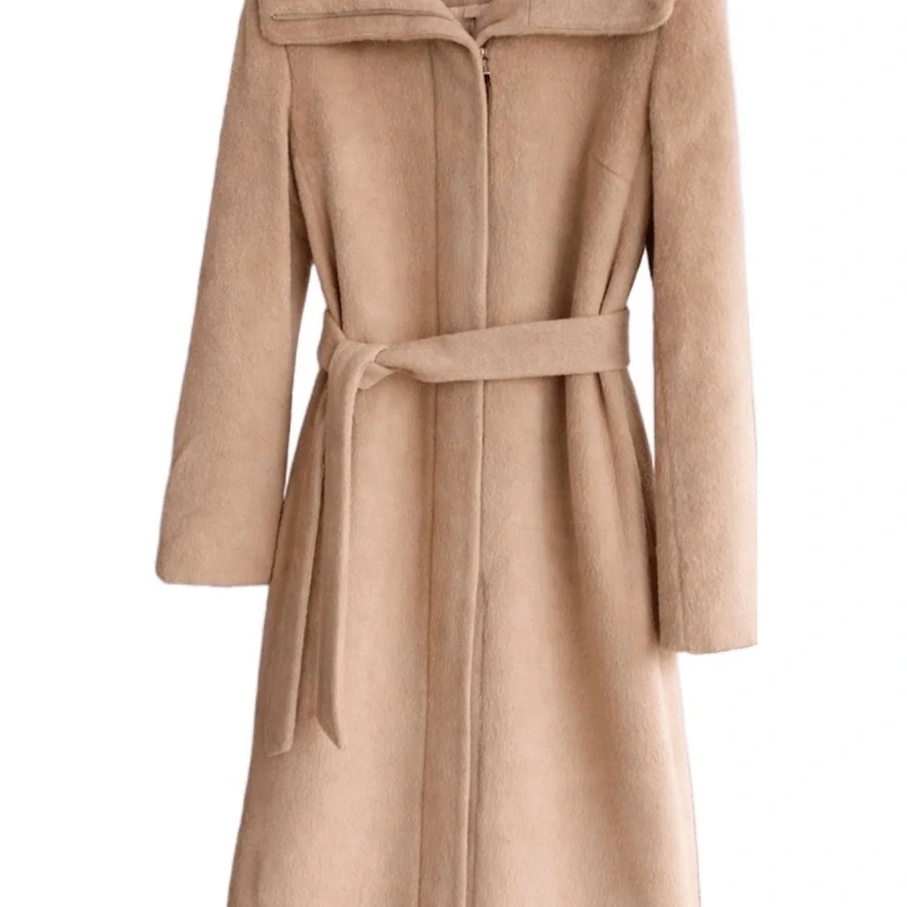 Cole Haan Women's Tan Wool and Alpaca coat, Sz M